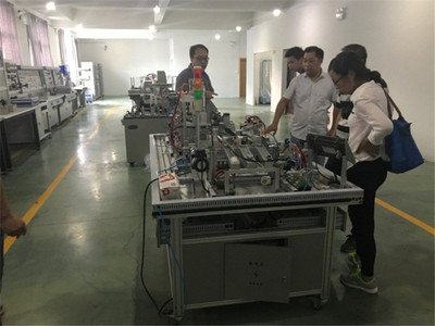 校企交流，共促發(fā)展——記重慶郵電大學(xué)移通學(xué)院教師赴浙江天凱教儀學(xué)習(xí)交流
